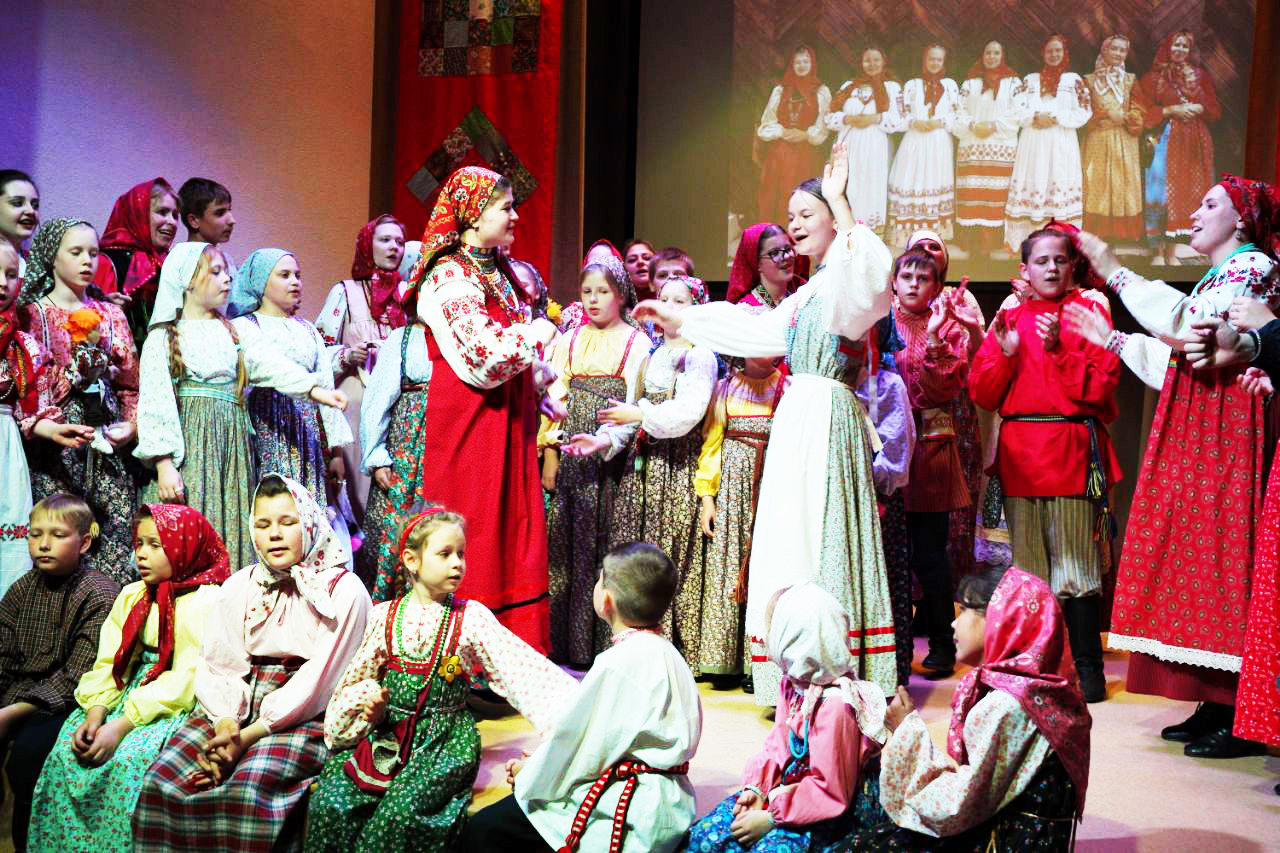 Большой весенний концерт Образцового фольклорного ансамбля «Терем»